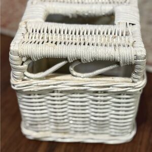 Pier 1 heavy wicker square white tissue cover box  vintage